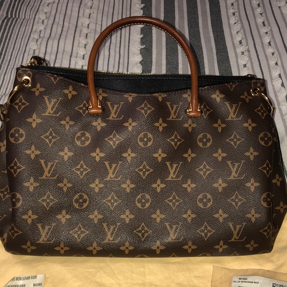 Louis Vuitton Pallas Noir MM SOLD!! - Picture 6 of 17
